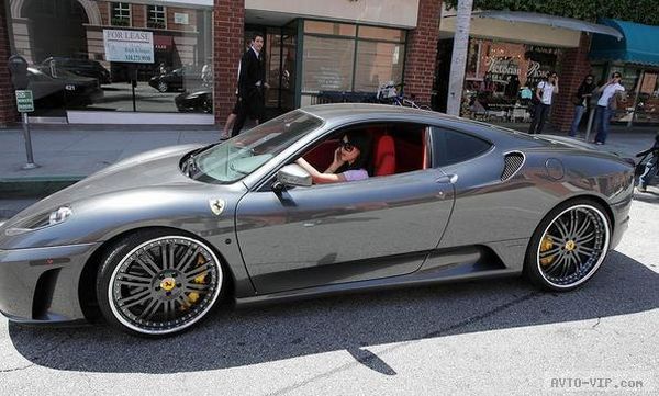 Kardashian’s grey Ferrari F430