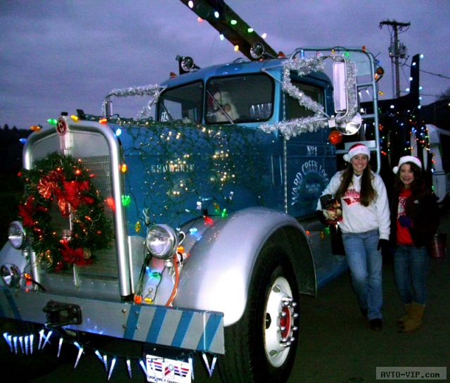 Рождественские грузовики