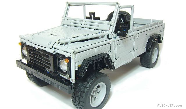 Read more about the article Невероятный Land-Rover Defender из конструктора Лего