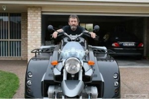 Подробнее о статье Необычный мотоцикл для инвалидов (видео)