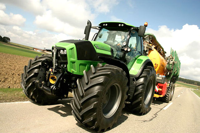 Подробнее о статье Трактор года 2013 Deutz-Fahr Agrotron 7250 Ttv