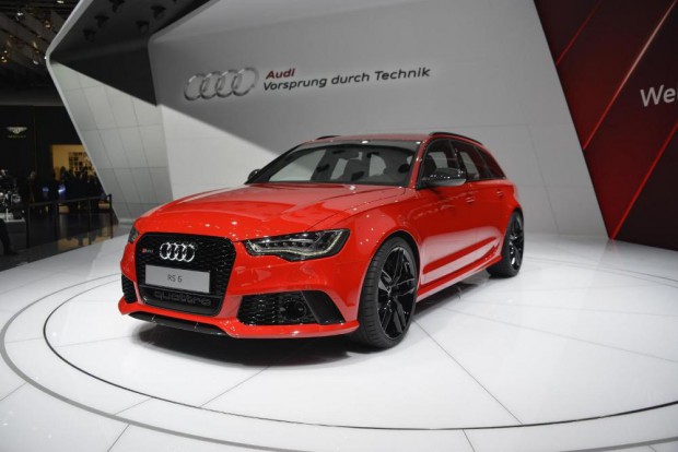 Read more about the article Новый спортивный универсал Audi RS6 Avant 2014